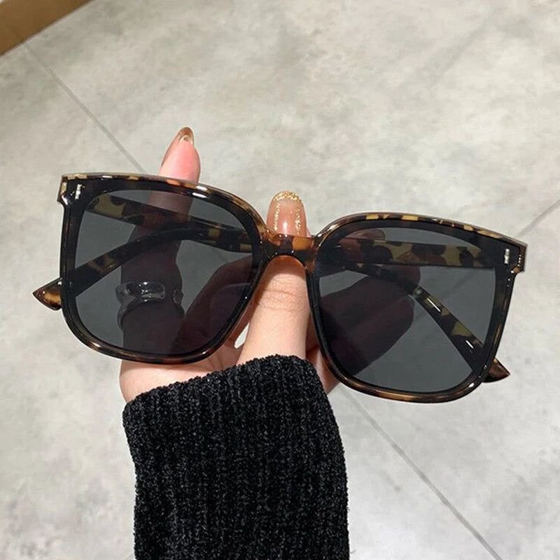 OIMG Vintage Square Sunglasses Women Oversized Sunglass Men Retro Black Sun Glasses Shades Goggle UV400  Oculos De Sol - reetell