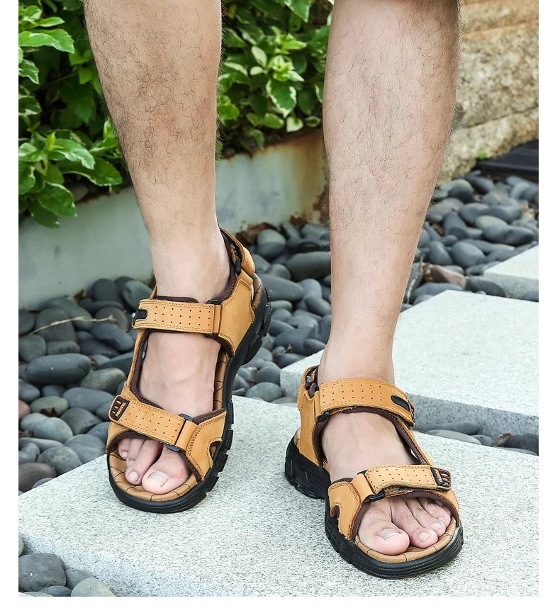 Brand Classic Mens Sandals Summer Genuine Leather Sandals Men Outdoor Casual Lightweight Sandal Fashion Men Sneakers Size 38-46