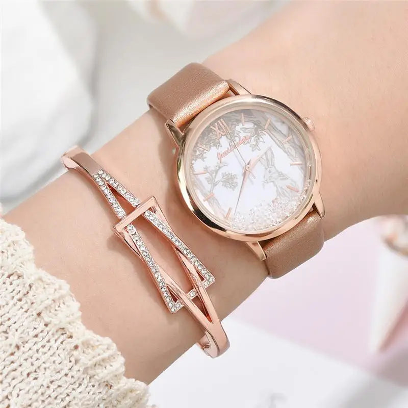 Luxury Rhinestones Women Watches Fashion Rabbit Pattern Dial Design Ladies Wristwatches Qualities Female Quartz Leather Watch