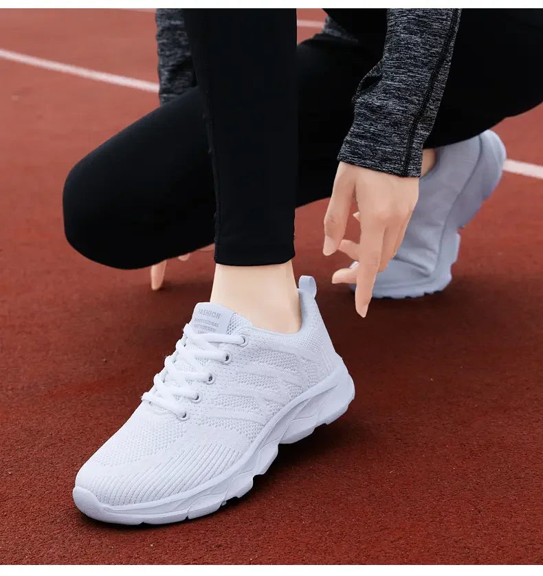 Woman Sneakers Casual Shoes 2023 New Breathable Walking Mesh Lace Up Flat Vulcanized Shoes Women Tenis Running Shoes for Women