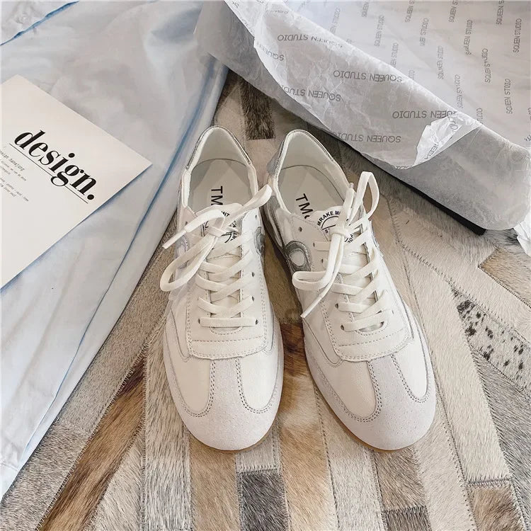 Retro Women Flat Bottom Casual Lightweight Breathable Classic Jogging Sneakers Vulcanize Walking Shoes Female Outdoor Trainers