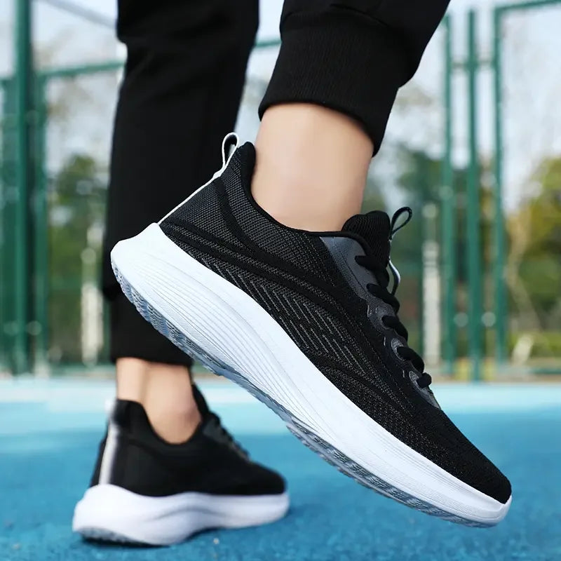 Shoes for Women Couple High Quality 2023 Women Fashion Mesh Breathable Men Sneakers Outdoor Sports Sneakers Comfortable Men Shoe