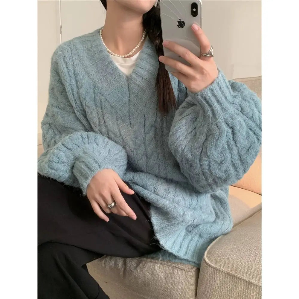 Women's Autumn and Winter Fashion Loose Outer Wear Lazy Style Niche Warm Knit Sweater Top - reetell