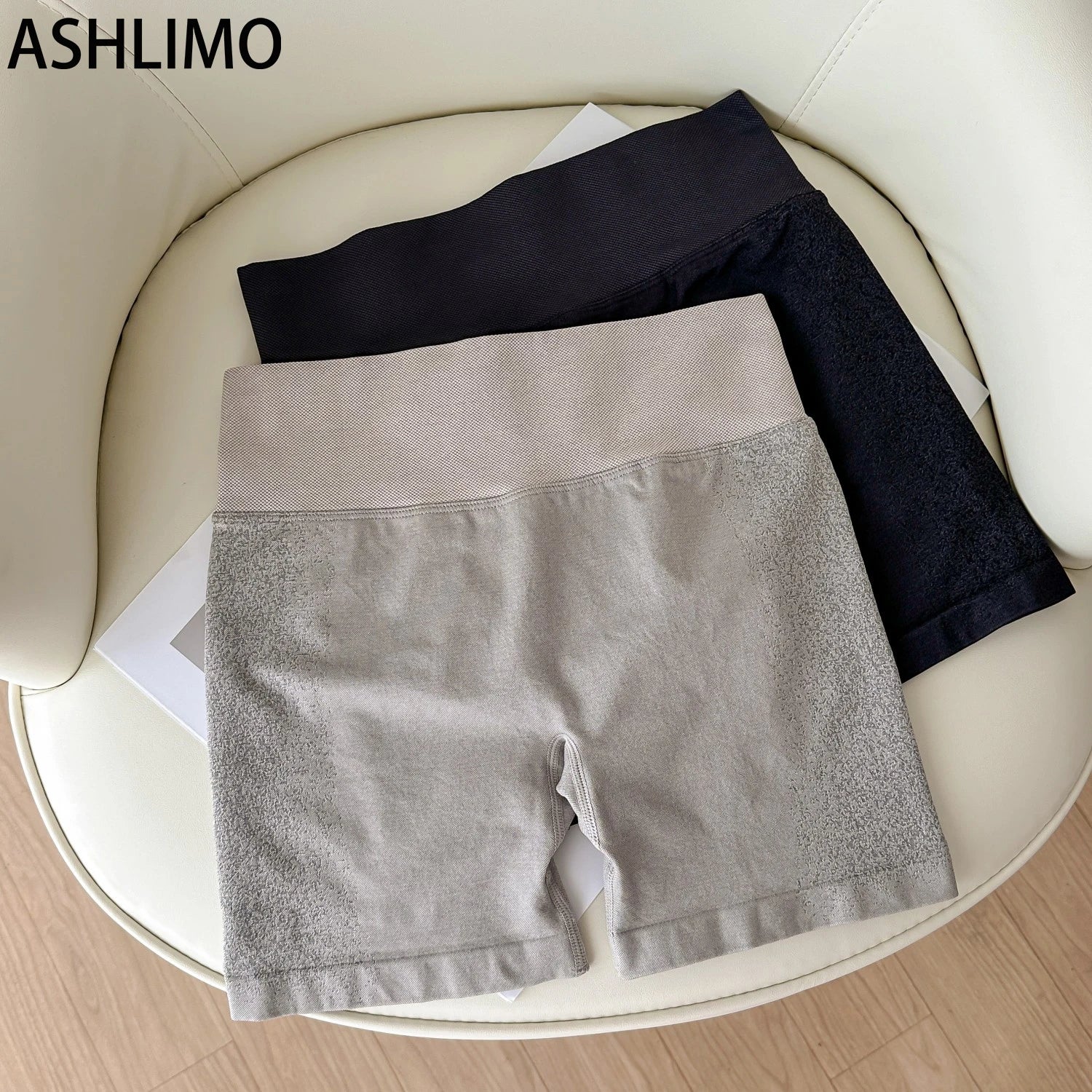 ASHLIMO Gym Shorts Women Sports Yoga Pants Ignite Shorts 4.5" Seamless High Stretch Workout Scrunch Butt Yoga Seamless Leggings - reetell