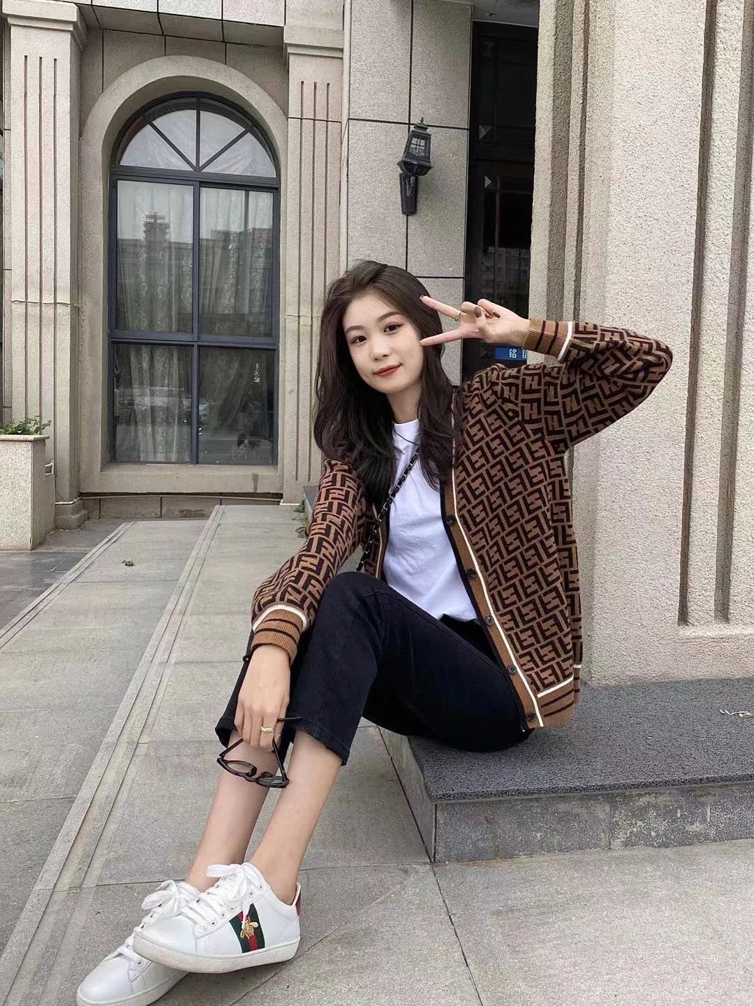 Women's Sweater 2024 New Knitted Casual Sweater Jacquard Letter Knitted Cardigan Autumn Fashion Button V-neck Top - reetell