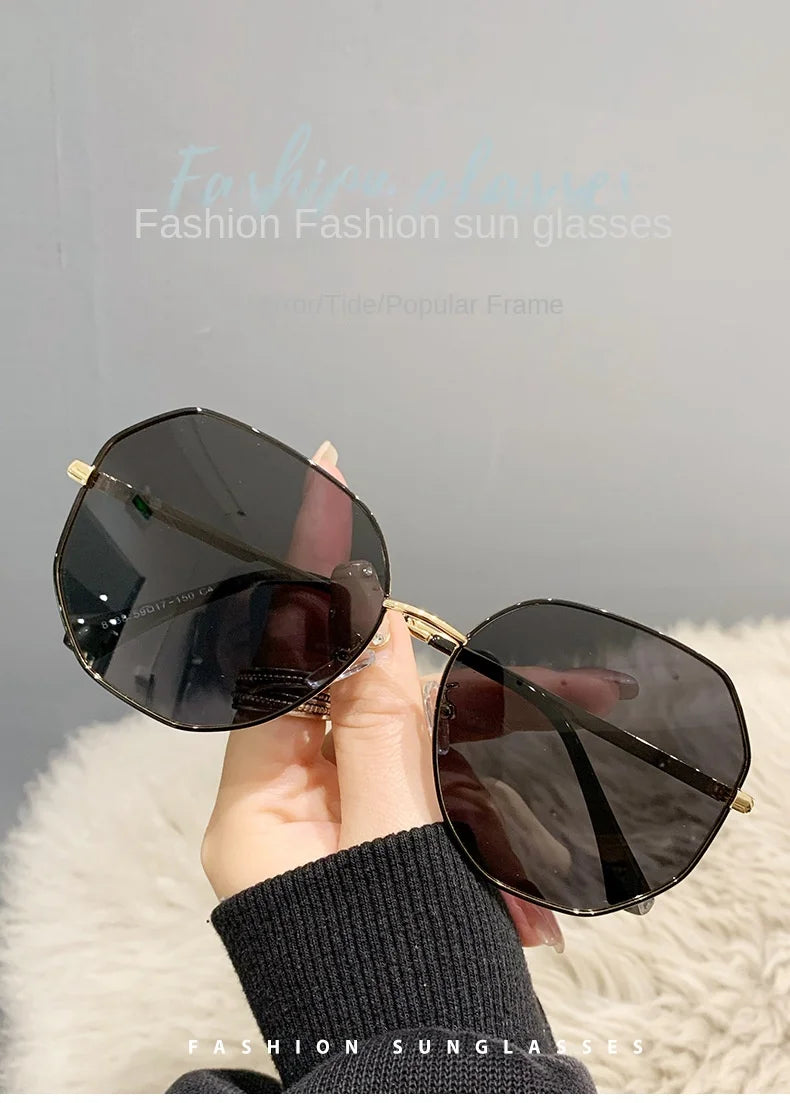 Hot Selling Women Polarizing UV Protection Sunshade SunglassesHot Female HD GglassesT111 - reetell