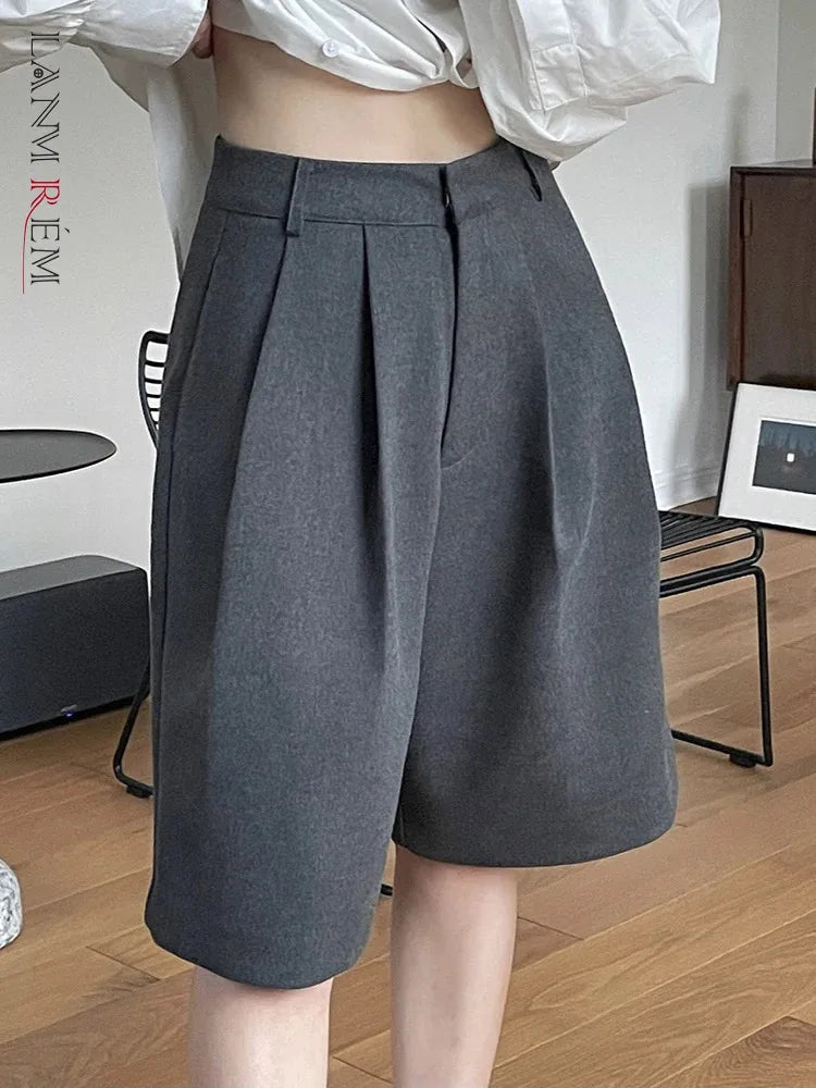 [LANMREM] Pleated Wool Shorts For Women High Waist Straight Office Lady Loose Clothing Korean Style 2024 Summer New 26D8692 - reetell