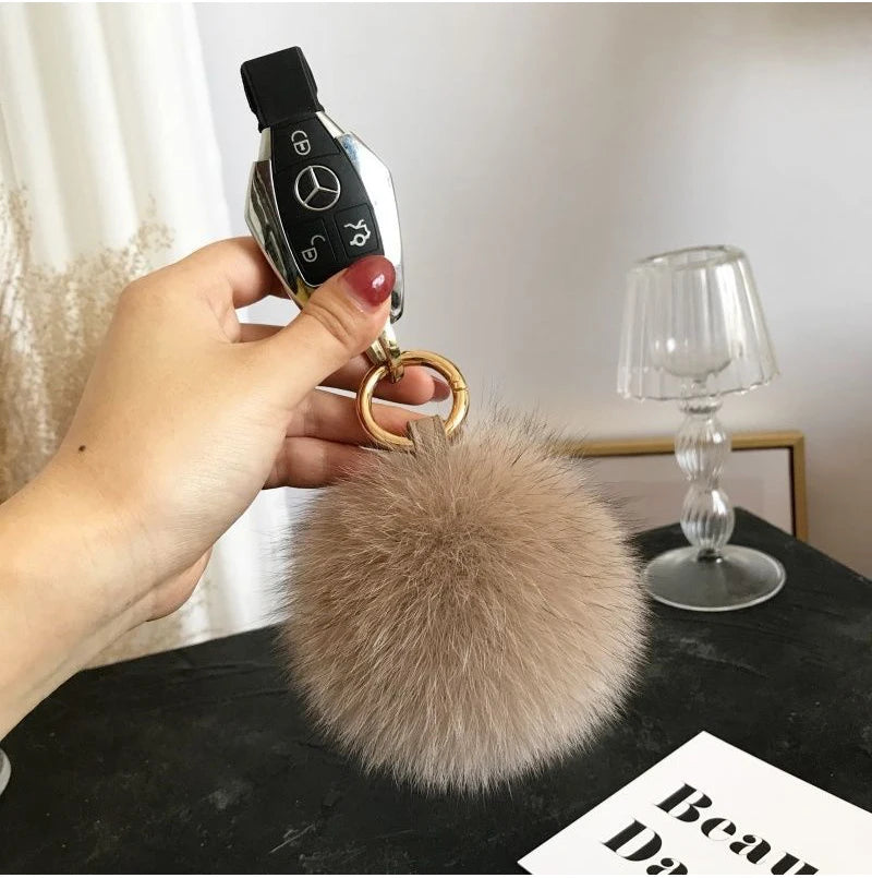 2024 Fluffy Real Fox Fur Ball Poms Keychain For Women Luxury Pompom Keyring Accessories Bag Decoration Emo Trinket Jewelry Gifts