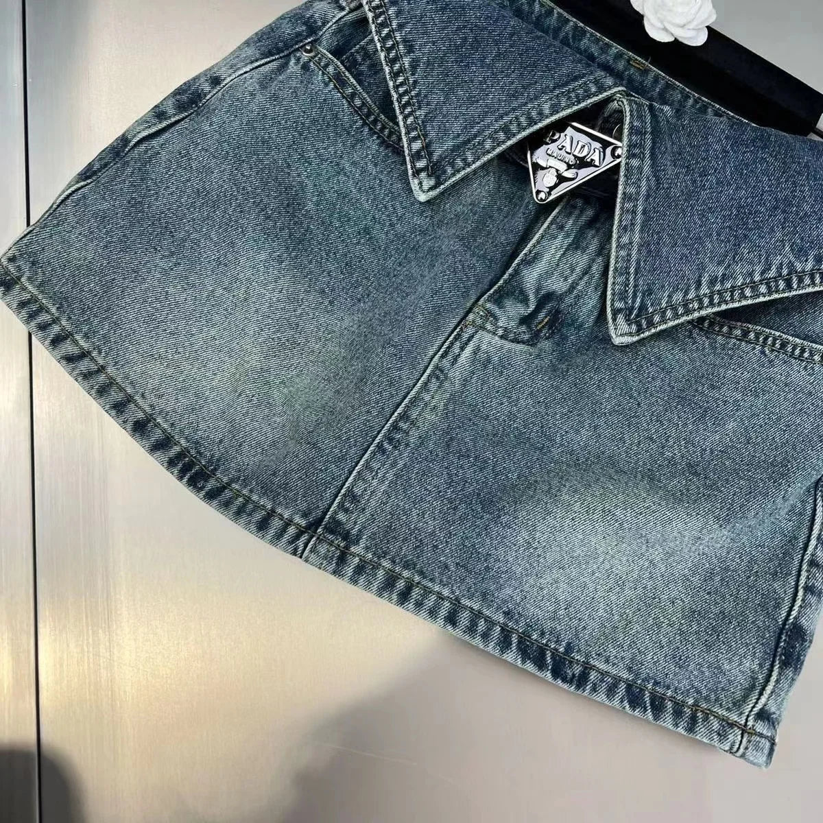 Fashion High Waist Denim Mini Skirt Women's 2023 Summer New Fashion Button Zipper Slim Fit Korean Street  Casual A-line Skirt - reetell