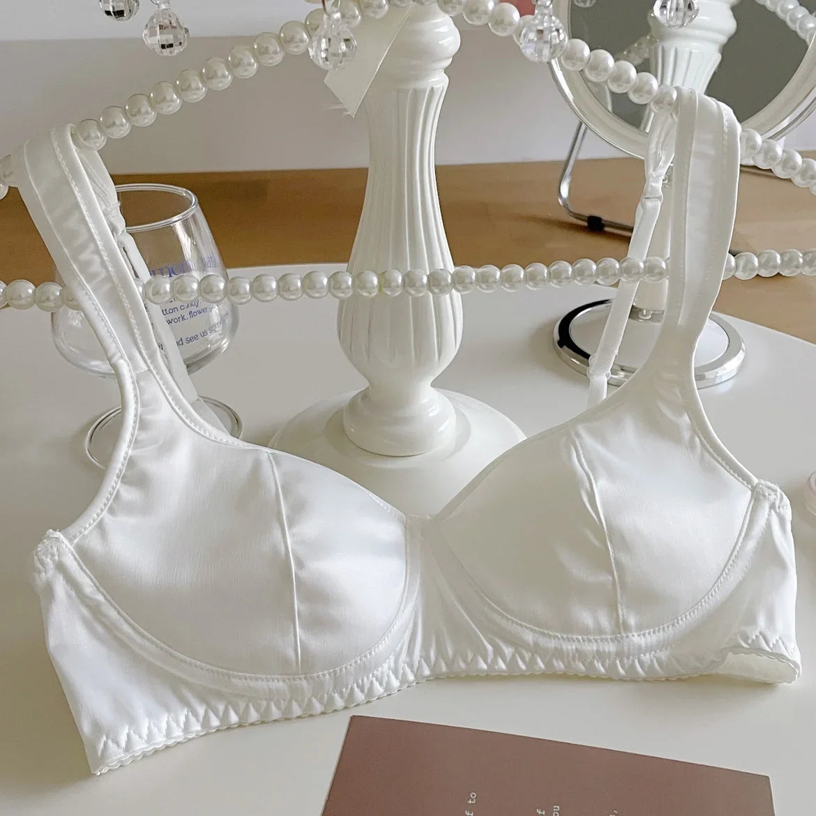 Vintage court satin bra small breast sexy ultra-thin breathable lingerie ladies without steel ring comfortable underwear - reetell