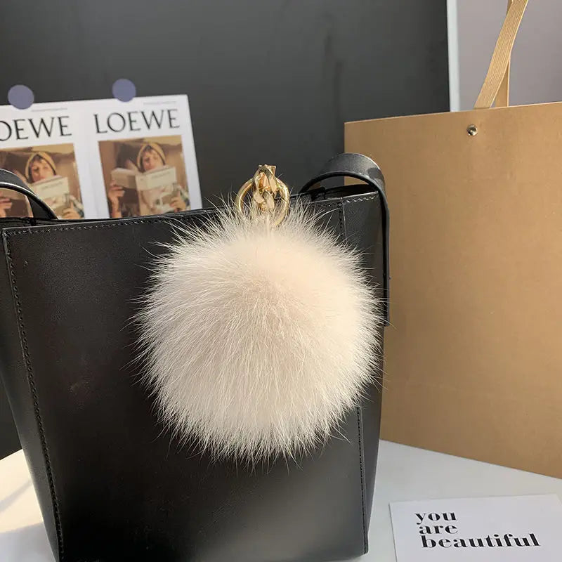 2024 Fluffy Real Fox Fur Ball Poms Keychain For Women Luxury Pompom Keyring Accessories Bag Decoration Emo Trinket Jewelry Gifts