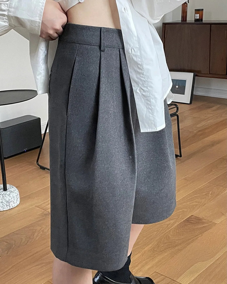 [LANMREM] Pleated Wool Shorts For Women High Waist Straight Office Lady Loose Clothing Korean Style 2024 Summer New 26D8692 - reetell