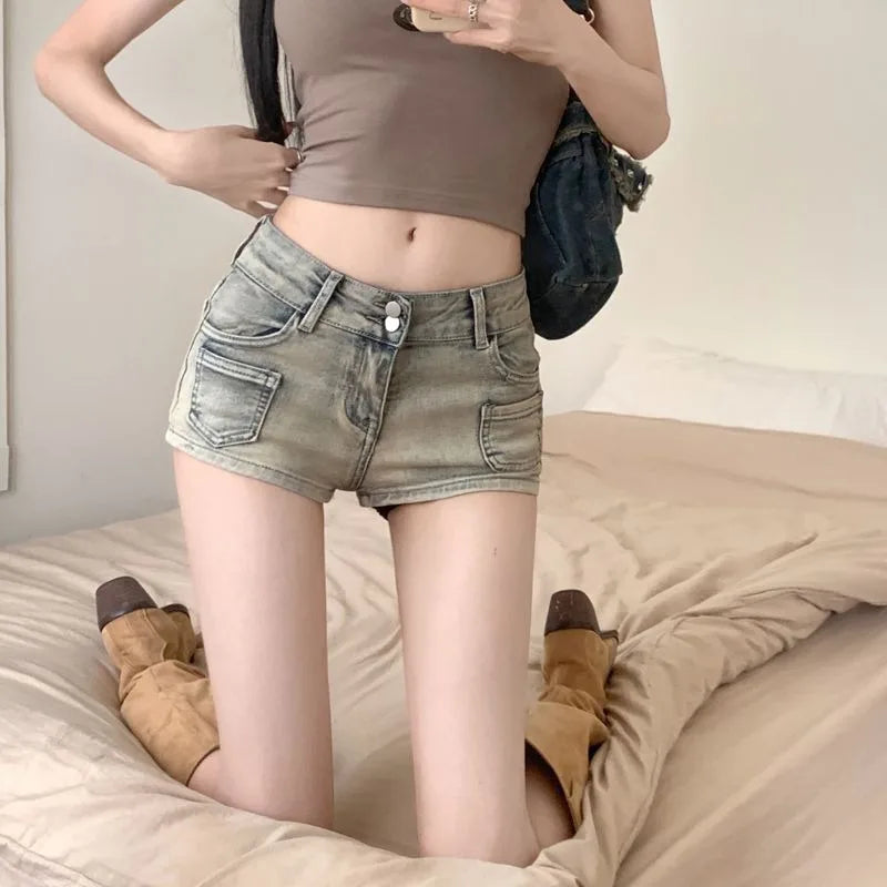 Korean Style Hottie Low Rise Denim Shorts Summer Women's Feel Club Made Old Pocket Cotton Spring Straight Round Hip Denim Shorts - reetell