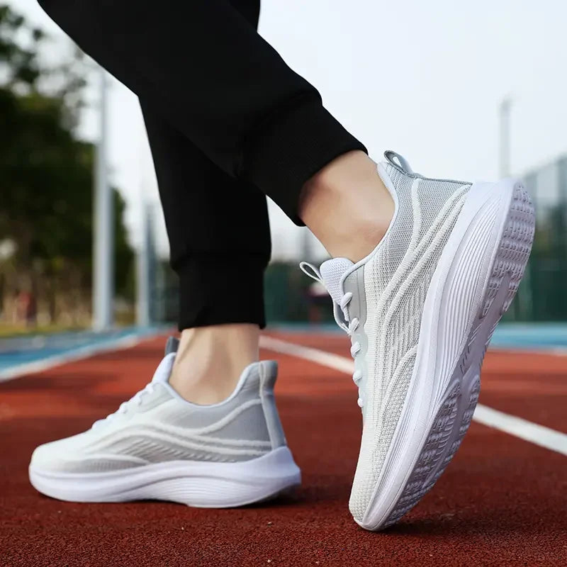 Shoes for Women Couple High Quality 2023 Women Fashion Mesh Breathable Men Sneakers Outdoor Sports Sneakers Comfortable Men Shoe