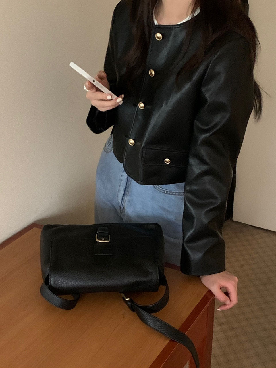 Korean style Black Jackets Women  New Fashion Vintage Single Breasted Leather Jacket Women Streetwear O Neck Short Jackets