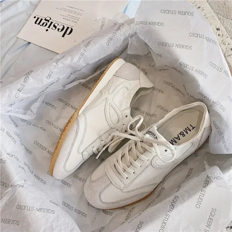 Retro Women Flat Bottom Casual Lightweight Breathable Classic Jogging Sneakers Vulcanize Walking Shoes Female Outdoor Trainers - reetell