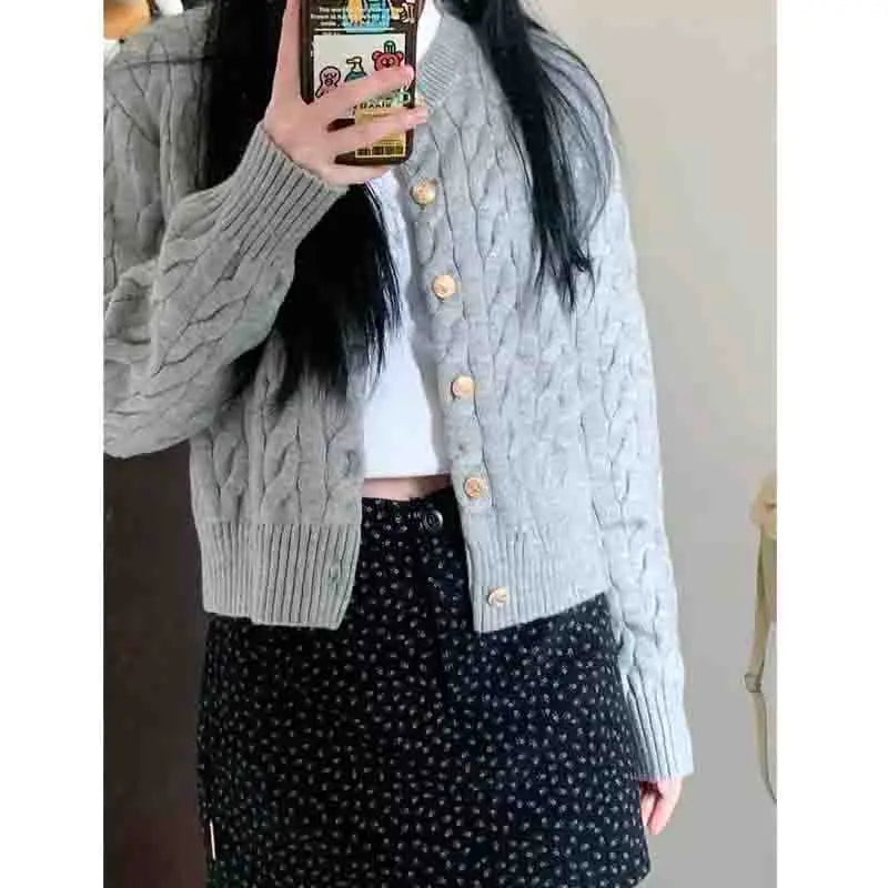 Korean Preppy Style All-match Short Sweater Autumn New Solid Knitted Women's Sweater Overcoat Sweet Casual Lady Cardigan 9701 - reetell