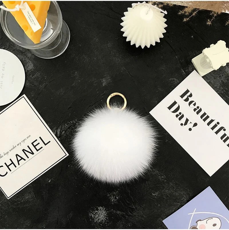 2024 Fluffy Real Fox Fur Ball Poms Keychain For Women Luxury Pompom Keyring Accessories Bag Decoration Emo Trinket Jewelry Gifts