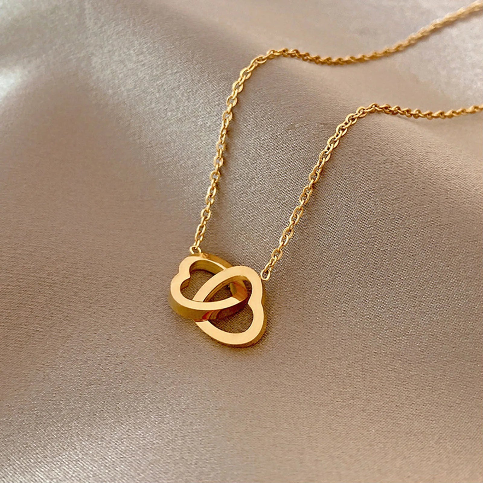 Ins Classic Gold Color Stainless Steel Necklace For Women Jewelry Limited Pearl Beads Heart Pendant Necklace Birthday Gift