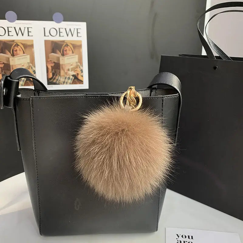 2024 Fluffy Real Fox Fur Ball Poms Keychain For Women Luxury Pompom Keyring Accessories Bag Decoration Emo Trinket Jewelry Gifts