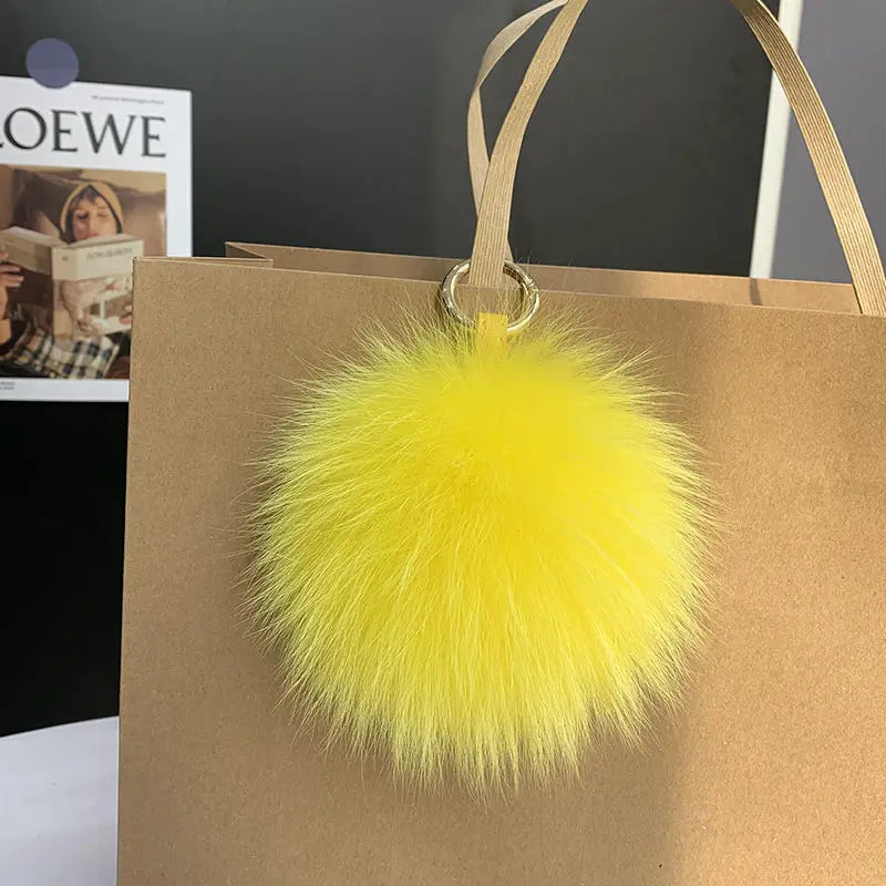 2024 Fluffy Real Fox Fur Ball Poms Keychain For Women Luxury Pompom Keyring Accessories Bag Decoration Emo Trinket Jewelry Gifts