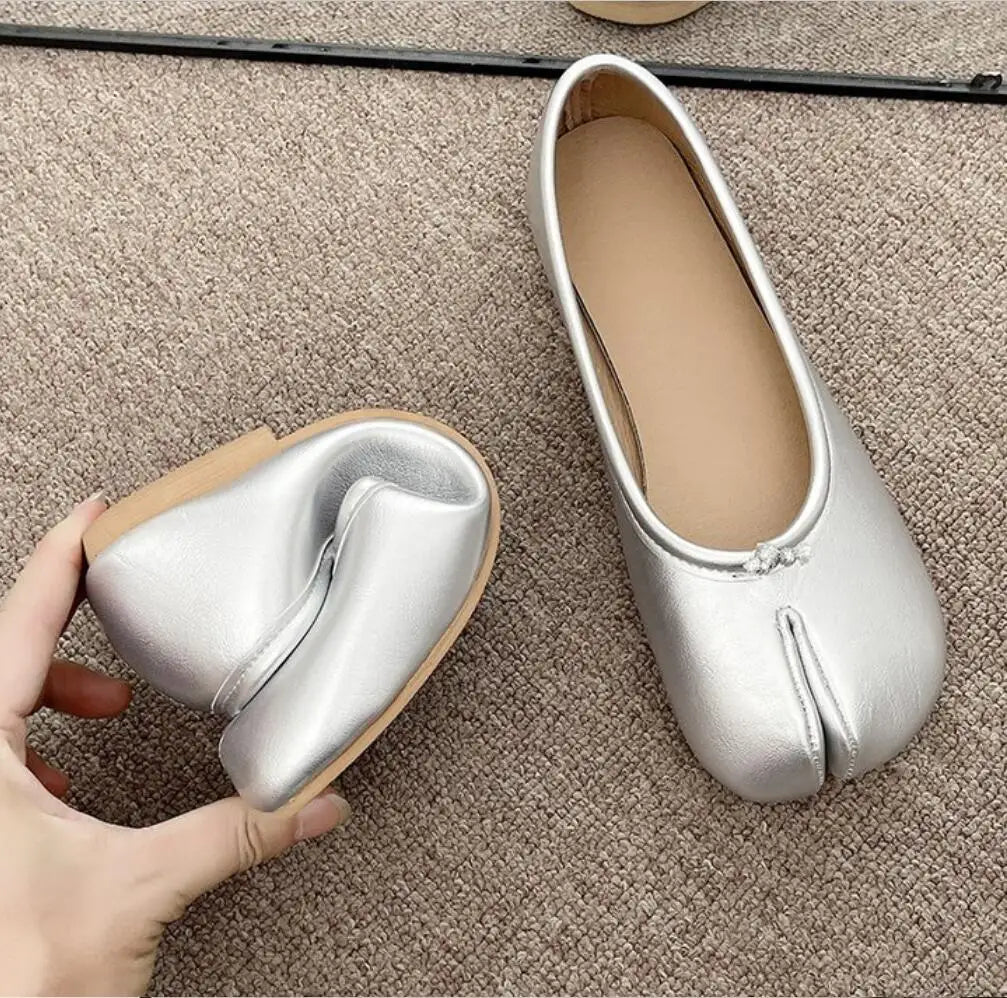 Japanese Style Tabi Ninja Shoes Women Cozy Leather Flats Split Hoof Toe Loafers Femme Mary Jeans Mocasines Ladies Ballerina Shoe - reetell