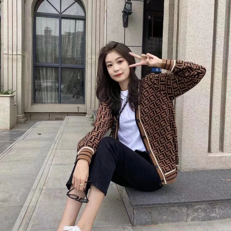 Women's Sweater 2024 New Knitted Casual Sweater Jacquard Letter Knitted Cardigan Autumn Fashion Button V-neck Top - reetell