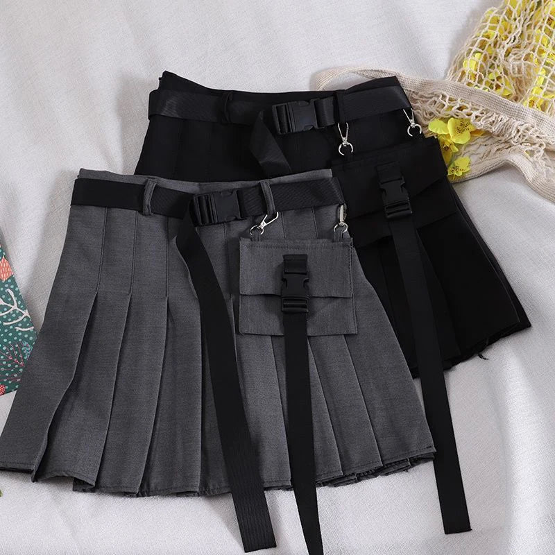 Zoki Harajuku Belt Pleated Cargo Skirt Women Fashion Gothic High Waist Pocket Mini Skirts Fashion Summer Lady A Line Black Skirt - reetell