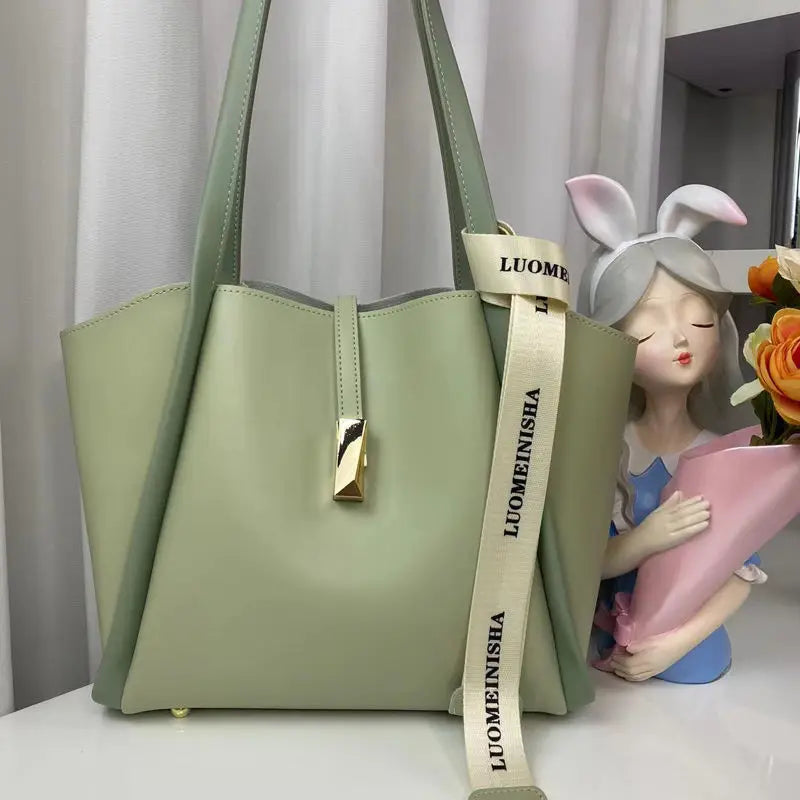 Commuter Tote Bag Large Capacity 2024 New Mother Commuting Bag Portable Fashionable One Shoulder Versatile Underarm Bucket Bag