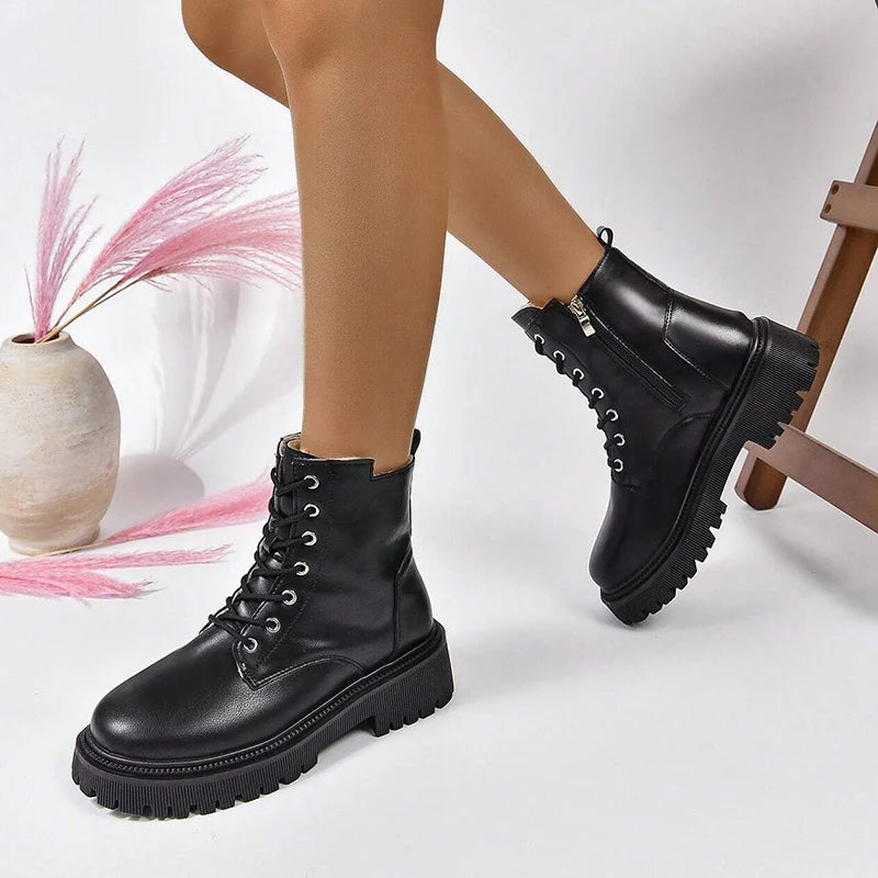 Winter Warm Short Plush Ankle Boots Women Fashion Zip Lace Up Platform Combat Boots Woman Comfy Low Heels Pu Leather Botas Mujer