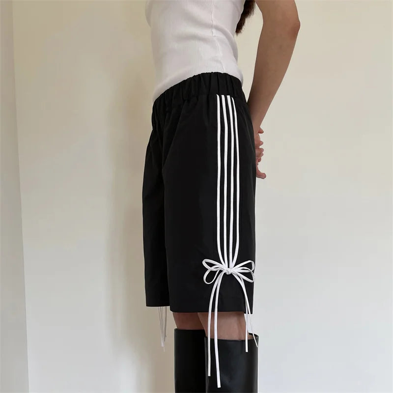 Women's Y2K Aesthetic Striped Print Knee Length Shorts Elastic Waist Side Bow Knot Tied Details Straight Short Pants - reetell