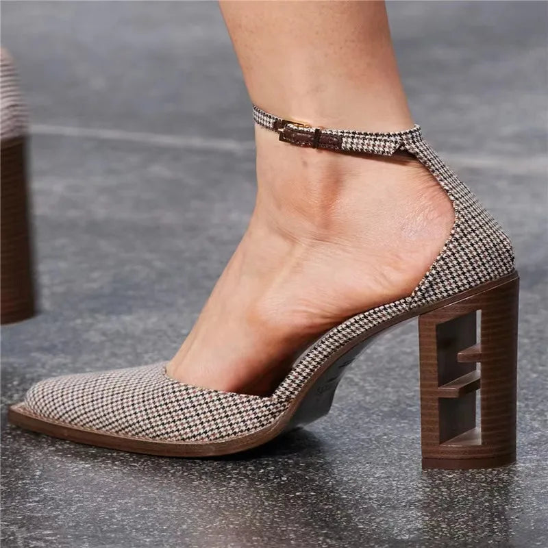 Foreign Trade Large Size High Heels 2024 New Hollow Wood Grain Thick with Retro Hollow One Word Buckle Fashion Shoes