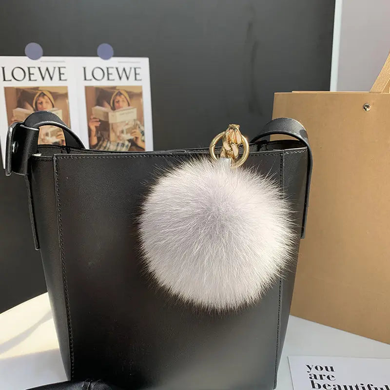 2024 Fluffy Real Fox Fur Ball Poms Keychain For Women Luxury Pompom Keyring Accessories Bag Decoration Emo Trinket Jewelry Gifts