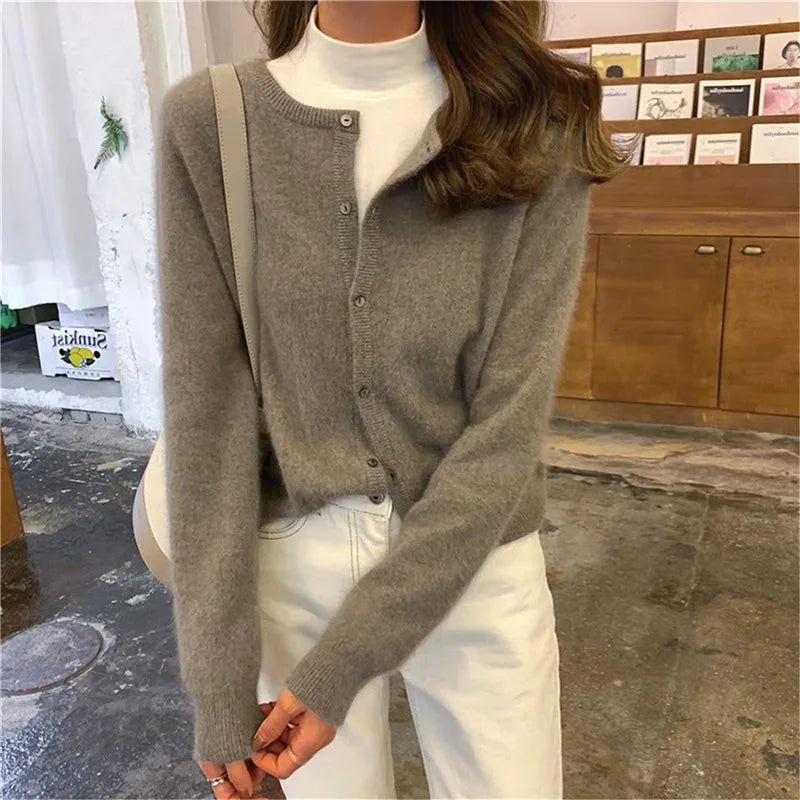 Solid Color Knitted Cardigan Women Korean Single Breasted Long Sleeve Jumper Woman Round Neck All Match Cardigans Outwear 2024 - reetell