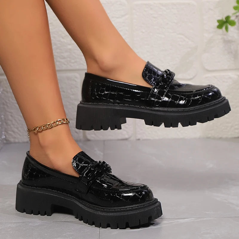 Women's Chain Decor Platform Loafers Fashion Black Patent Leather Dress Shoes Woman Comfortable Slip On Flat Shoes Plus Size 42