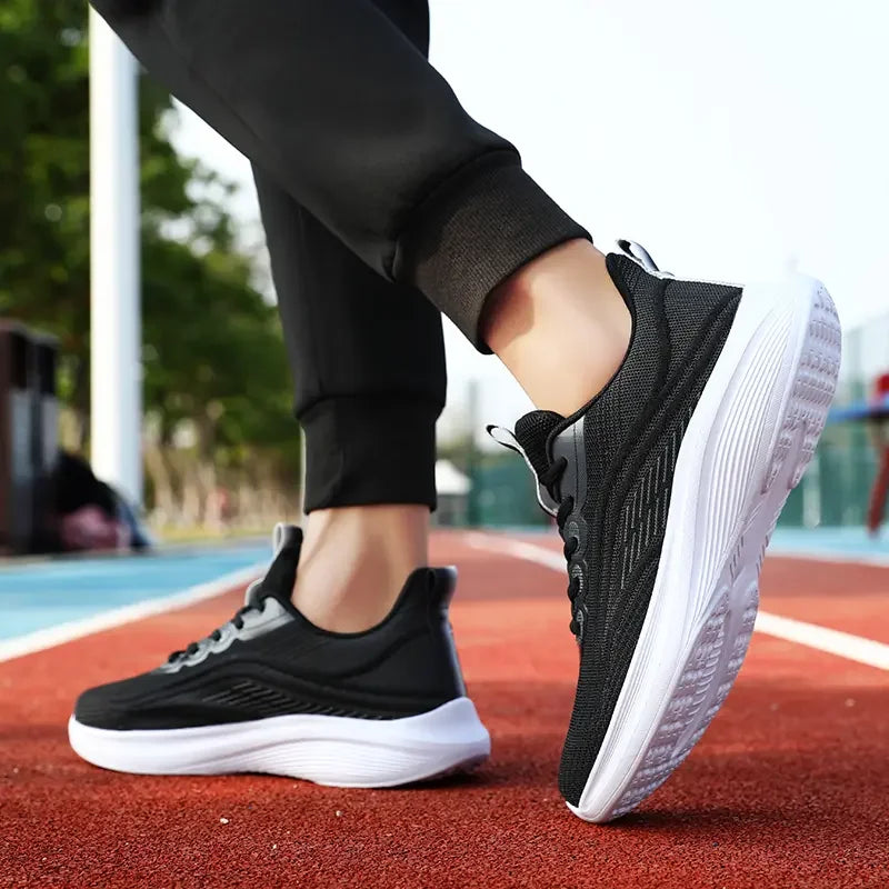 Shoes for Women Couple High Quality 2023 Women Fashion Mesh Breathable Men Sneakers Outdoor Sports Sneakers Comfortable Men Shoe