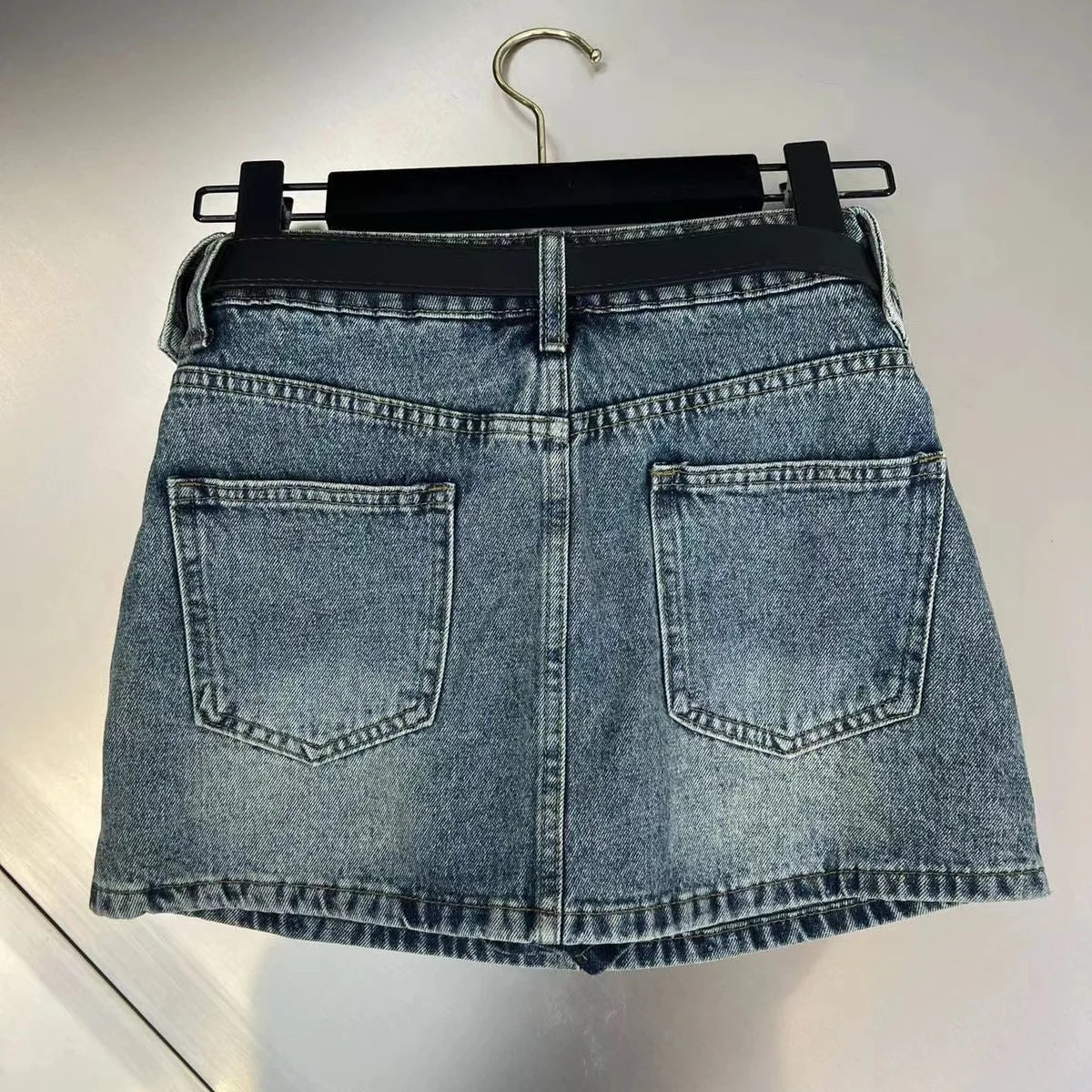 Fashion High Waist Denim Mini Skirt Women's 2023 Summer New Fashion Button Zipper Slim Fit Korean Street  Casual A-line Skirt - reetell