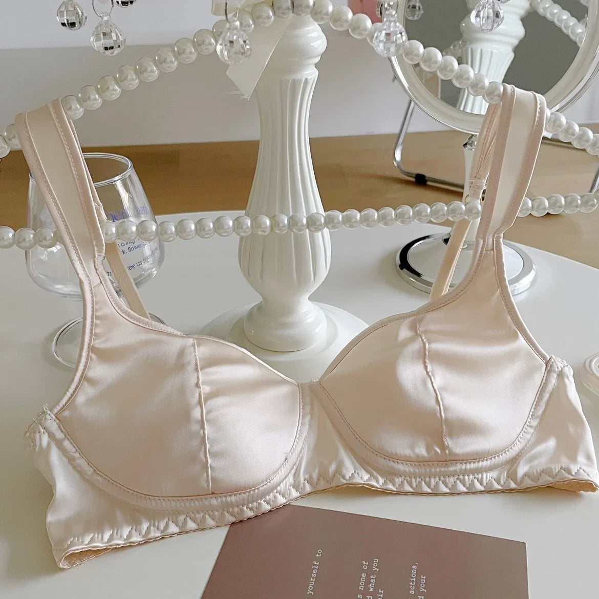 Vintage court satin bra small breast sexy ultra-thin breathable lingerie ladies without steel ring comfortable underwear - reetell