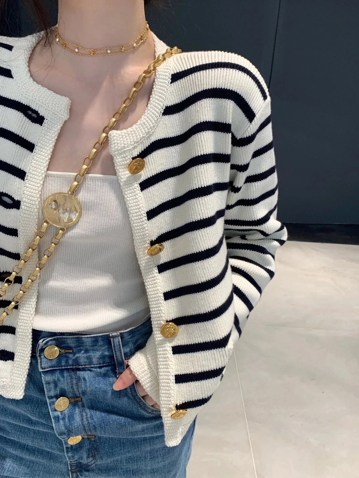 Korean Fashion Sweater Women Cardigans White Black Striped Knitted Female Sweater Winter Short Cardigan Long Sleeve Cardigan Top - reetell