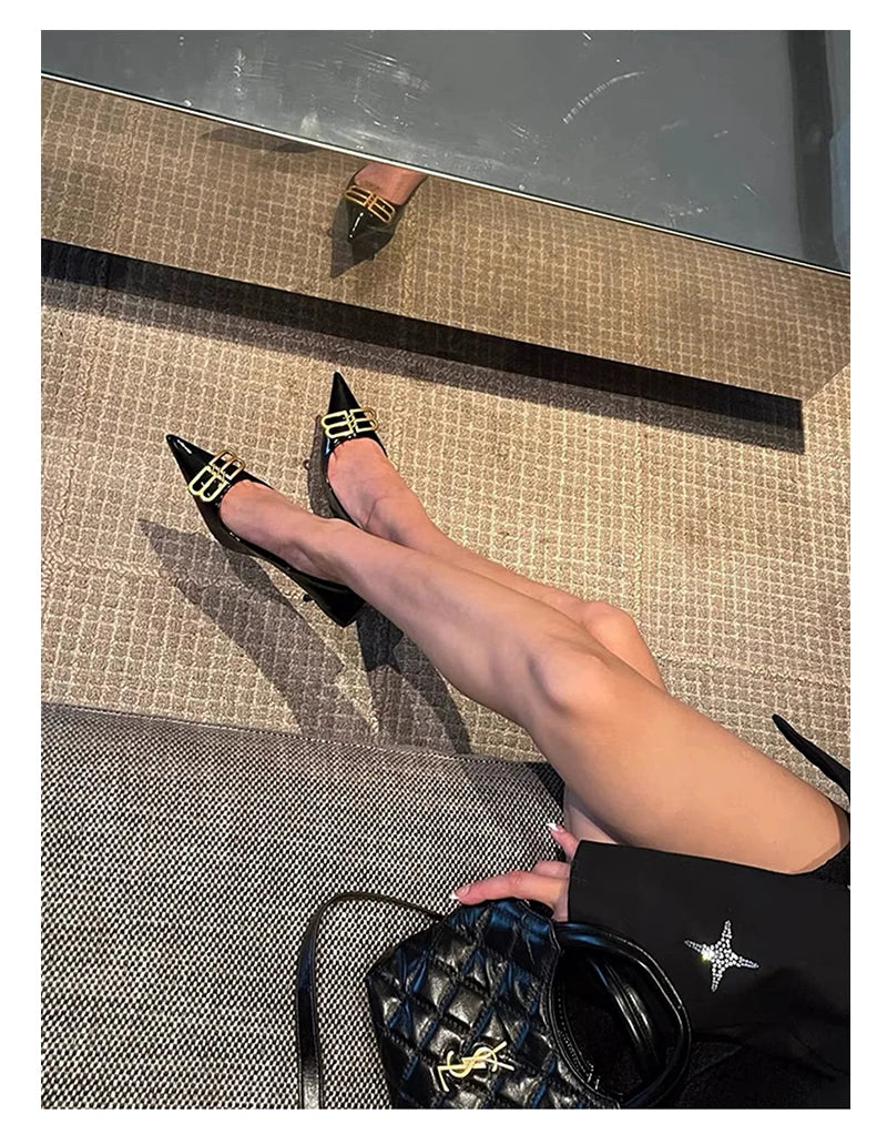 2024 New Pointed Black High Heels, Women's Thin Heels, Water Diamonds, One Line with Baotou Sandals and Button Single Shoes - reetell