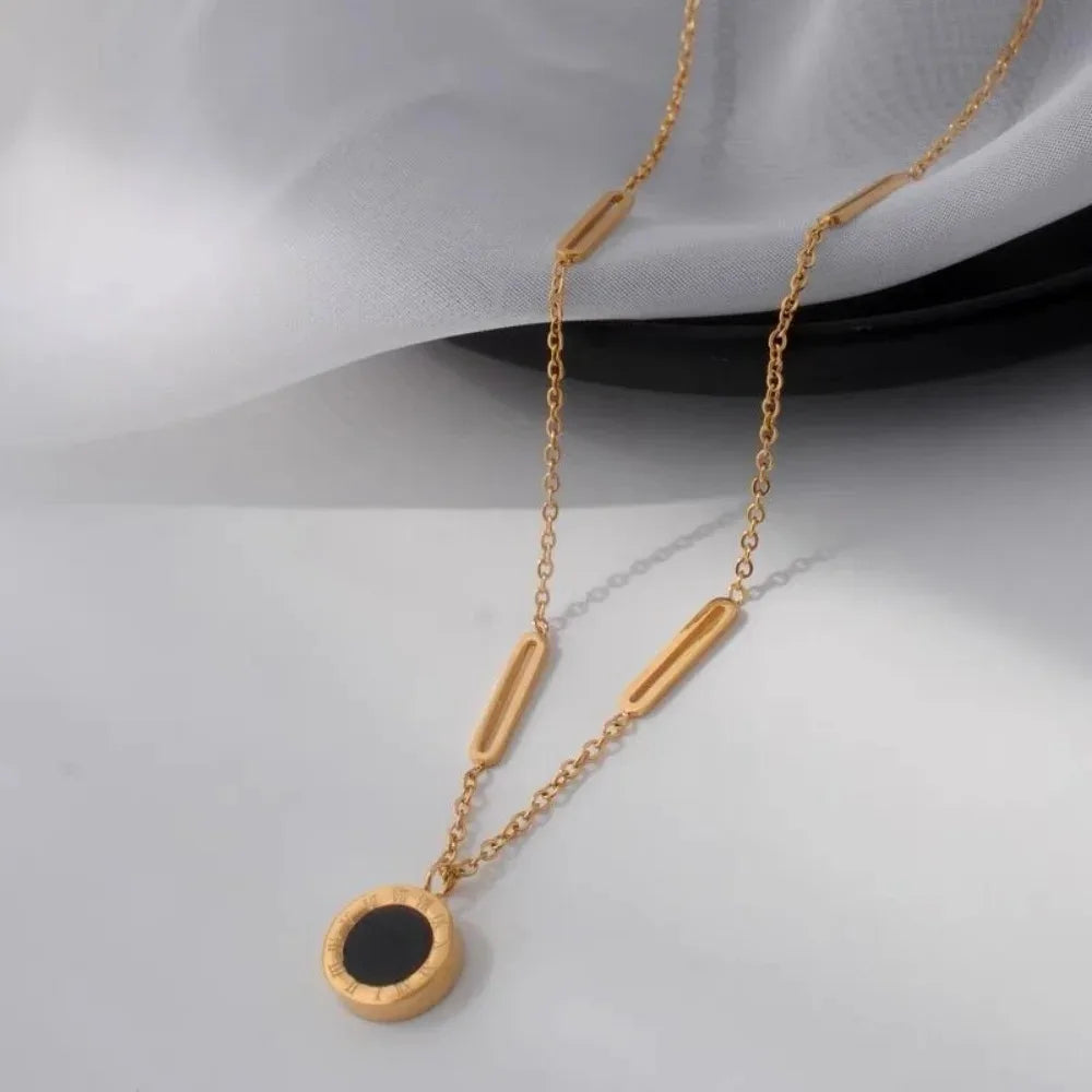 Classic Stainless Steel Roman Digital Wafer Pendant Necklace for Women Charm Geometry Round Shell Choker Chains Jewelry Gifts