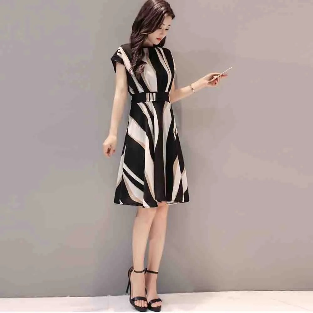 Women's Summer A Line Striped Fashion Knee Length Dress Short Sleeve O-Neck Regular Fit Ladies Casual Dresses - reetell