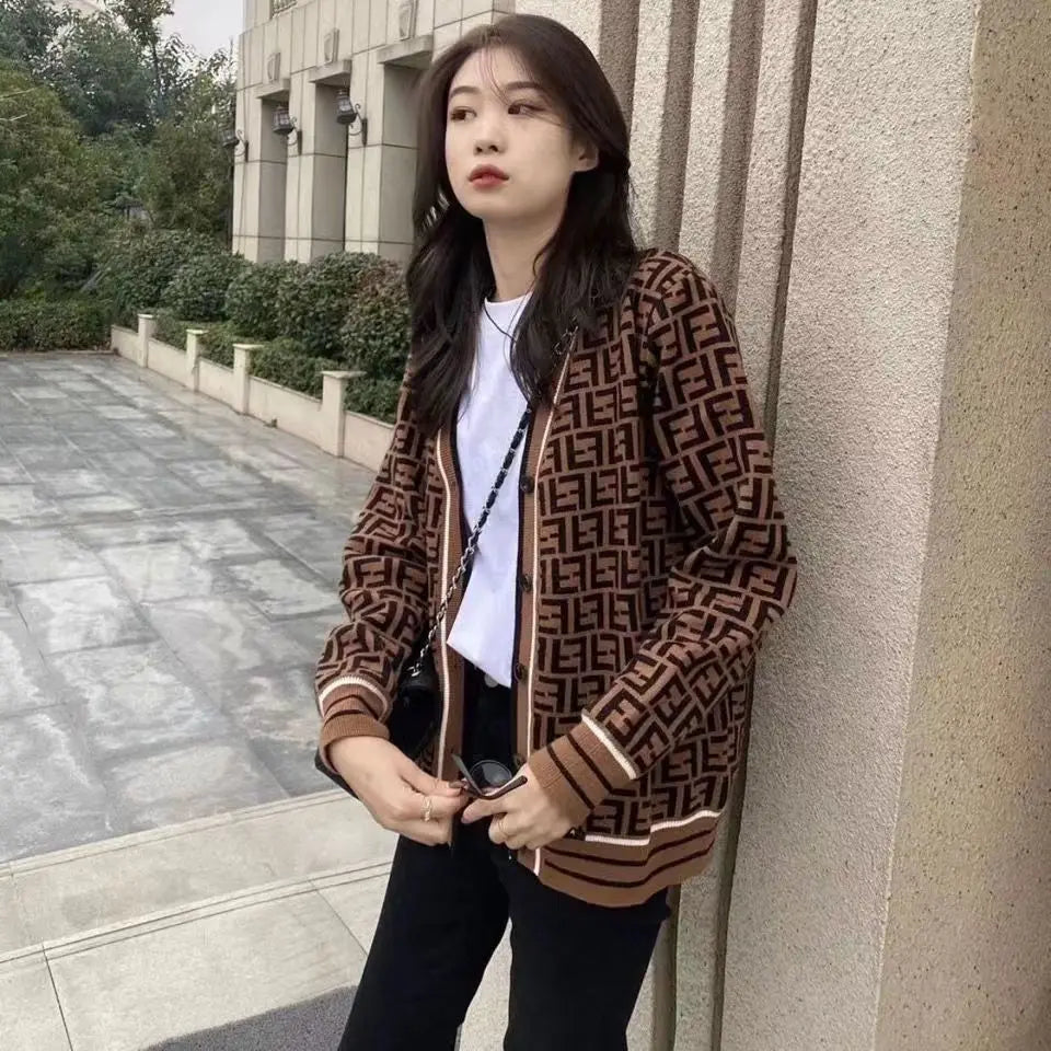 Women's Sweater 2024 New Knitted Casual Sweater Jacquard Letter Knitted Cardigan Autumn Fashion Button V-neck Top - reetell