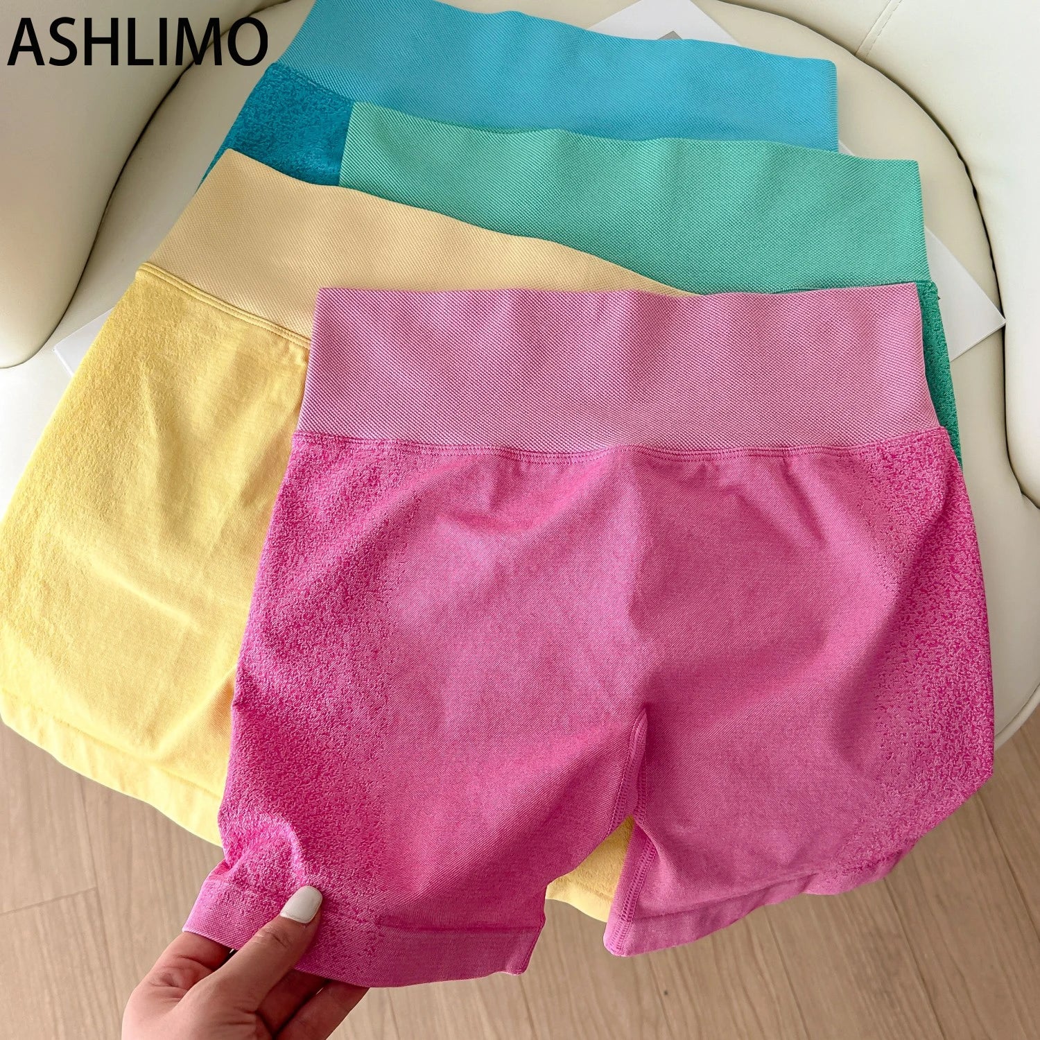 ASHLIMO Gym Shorts Women Sports Yoga Pants Ignite Shorts 4.5" Seamless High Stretch Workout Scrunch Butt Yoga Seamless Leggings - reetell