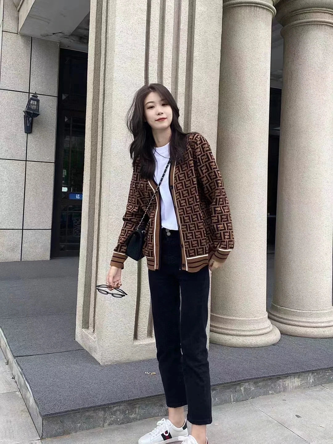 Women's Sweater 2024 New Knitted Casual Sweater Jacquard Letter Knitted Cardigan Autumn Fashion Button V-neck Top - reetell