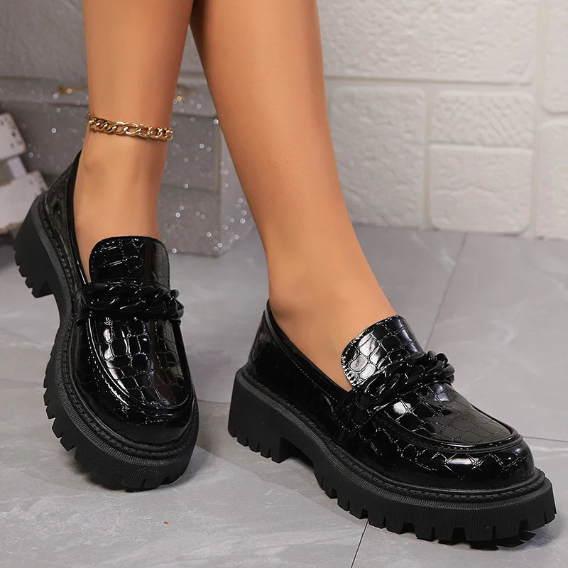 Women's Chain Decor Platform Loafers Fashion Black Patent Leather Dress Shoes Woman Comfortable Slip On Flat Shoes Plus Size 42