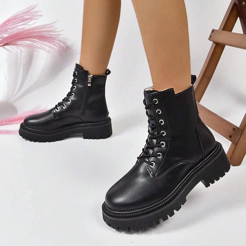 Winter Warm Short Plush Ankle Boots Women Fashion Zip Lace Up Platform Combat Boots Woman Comfy Low Heels Pu Leather Botas Mujer