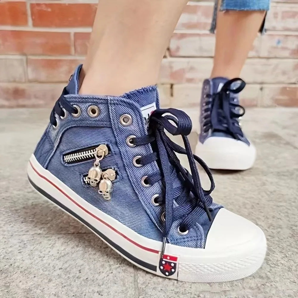 2024 New Women Canvas Shoes Retro Lace Skull Light Blue Retro Denim High Top Sneakers Classic Metal Decoration Casual Zapatillas