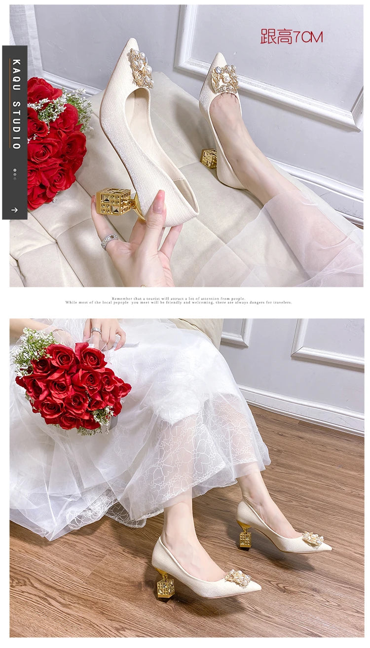 Autumn New Ladies High Heels Pointed Toe Shaped Heel High 5cm and 7cm Wedding Shoes Square Buckle Travel Banquet Shoe High Heels