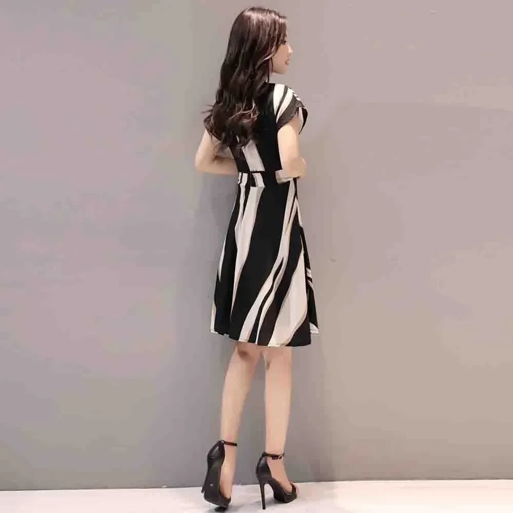 Women's Summer A Line Striped Fashion Knee Length Dress Short Sleeve O-Neck Regular Fit Ladies Casual Dresses - reetell